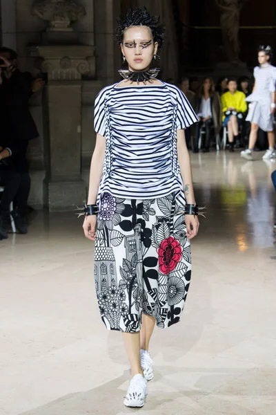 Look 23